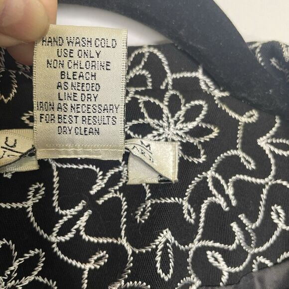 Uniform by John Paul Richard Cotton/Poly EmbroideredWhimsical Blazer  SZ 10 - Picture 15 of 16